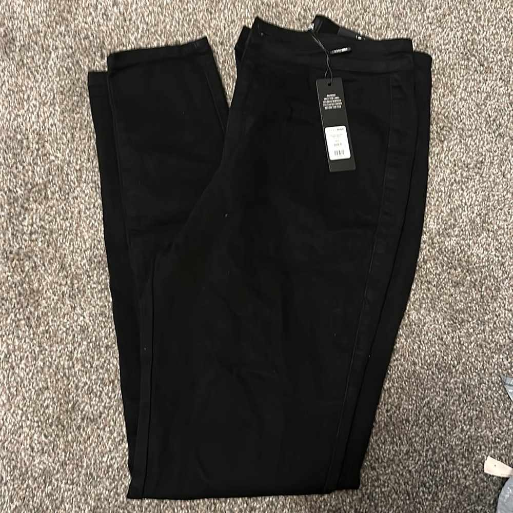 Fashion Nova Luxe Ultra High Waist Skinny Jeans • Size 9
